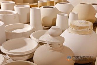 2016年我國陶瓷行業(yè)現(xiàn)狀分析:正進(jìn)入新定位時代 2016年我國陶瓷行業(yè)現(xiàn)狀分析:正進(jìn)入新定位時代