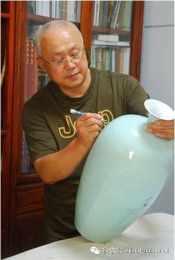 點(diǎn)擊圖片翻到下一頁(yè)>> 聚焦陶博會(huì)之二十二
